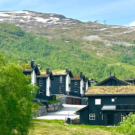 Lovise Mountain Apartment Stranda  Luaran gambar