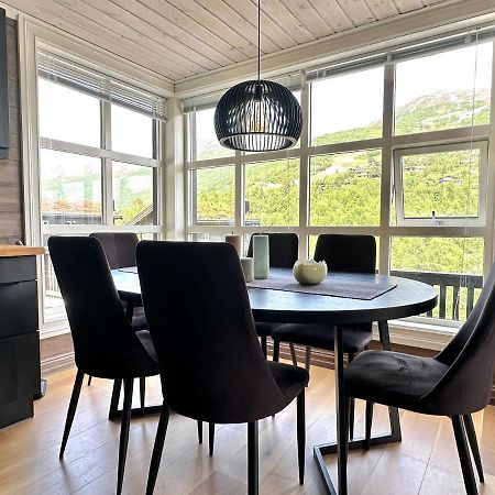 Lovise Mountain Apartment Stranda  Luaran gambar