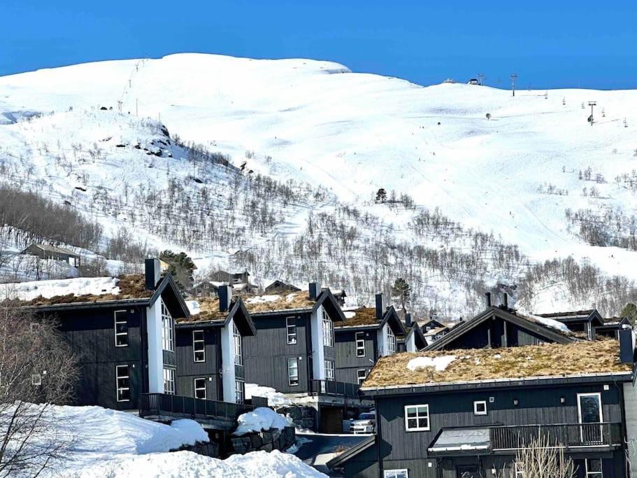 Lovise Mountain Apartment Stranda  Luaran gambar