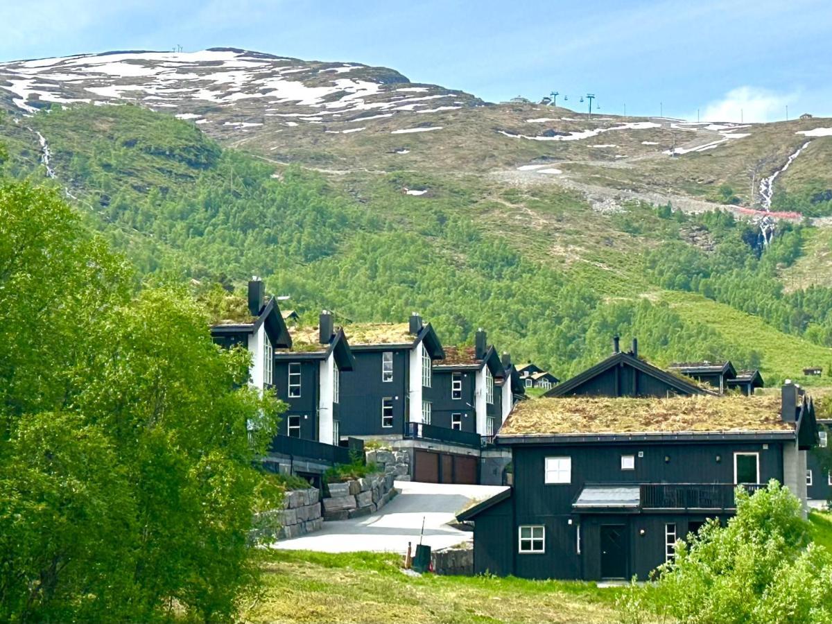 Lovise Mountain Apartment Stranda  Luaran gambar